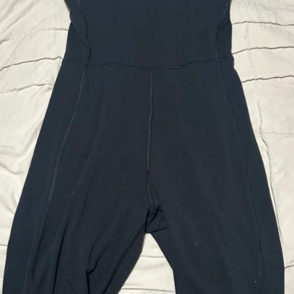 Old Navy Pants - Old Navy Active Black Athletic Top